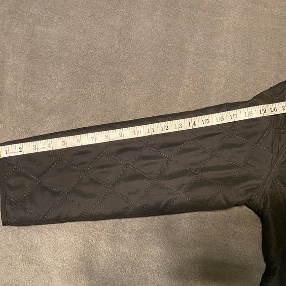 Large Black Jane Ashley Lightweight Quilted Puffer Jacket - Picture 7 of 9